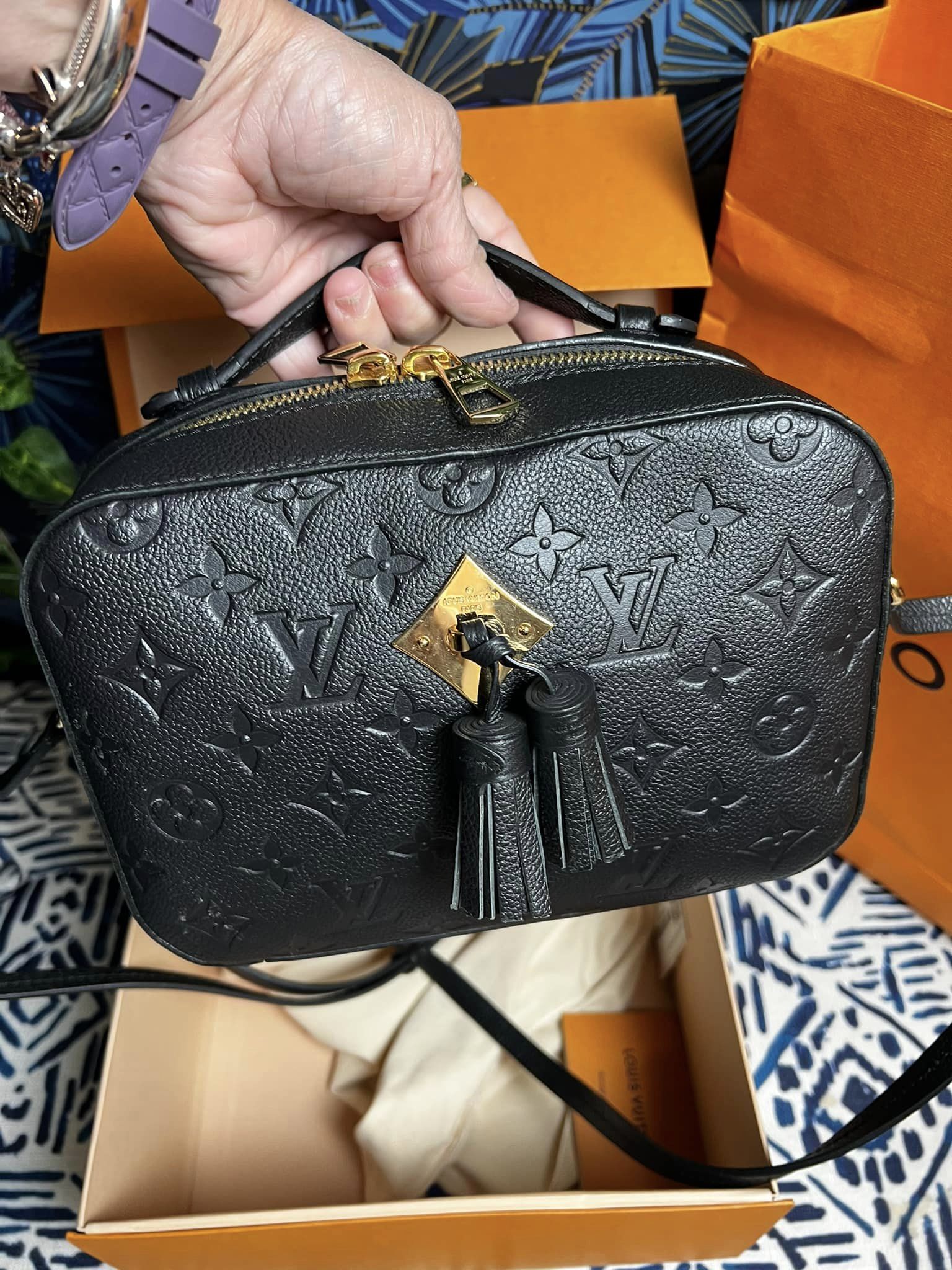 Louis Vuitton pre-owned Saintonge Monogram Handbag - Farfetch