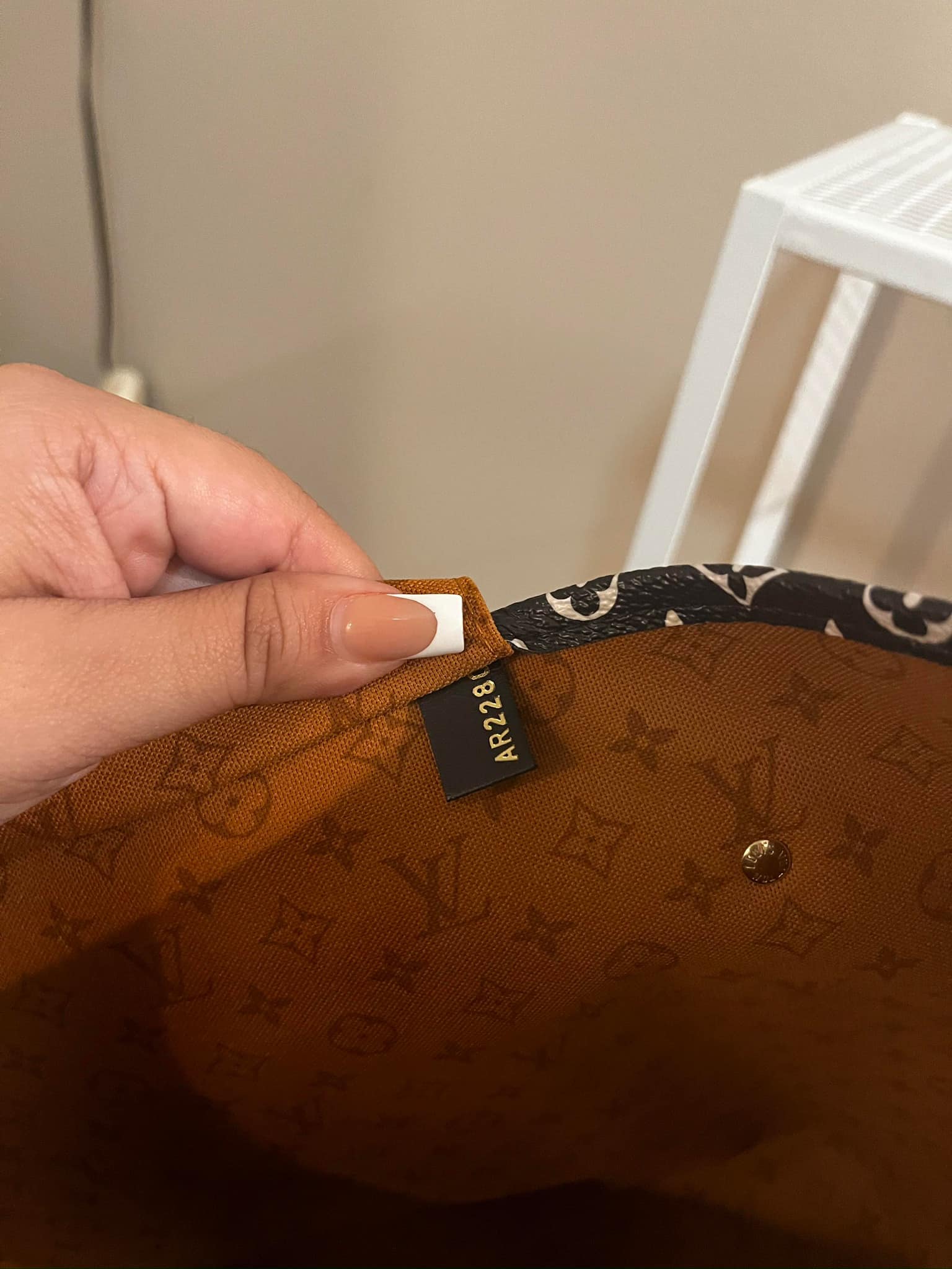 SOLD‼️🇫🇷💯NEW Authentic LV Crafty Neverfull MM